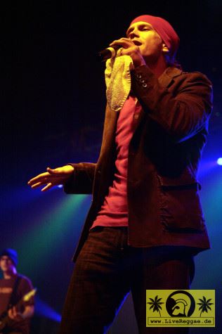 Natty Flo (D) with The House Of Riddim Band 13. Chiemsee Reggae Festival - Übersee - Tent Stage 17. August 2007 (9).JPG